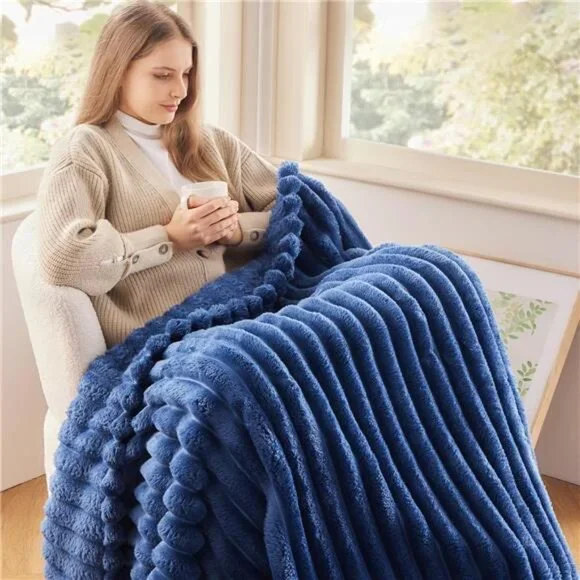 Super Soft Throw Blanket Navy Premium Silky Flannel Fleece 3D Ribbed 50"x60" - Picture 2 of 6